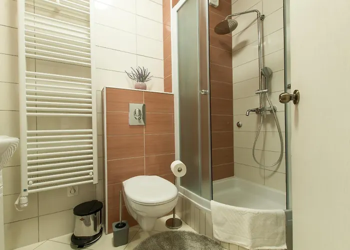 Ivy - Free Parking * Makarska